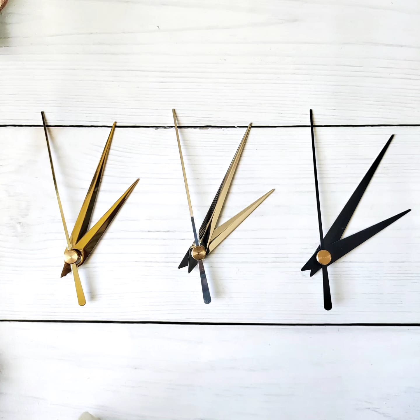 Clock hands Design 5