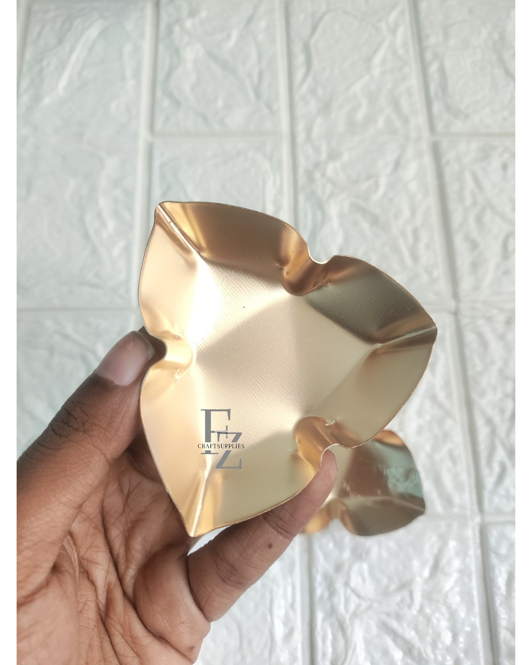 3 Petal Mini Flower Urli - 1 Piece