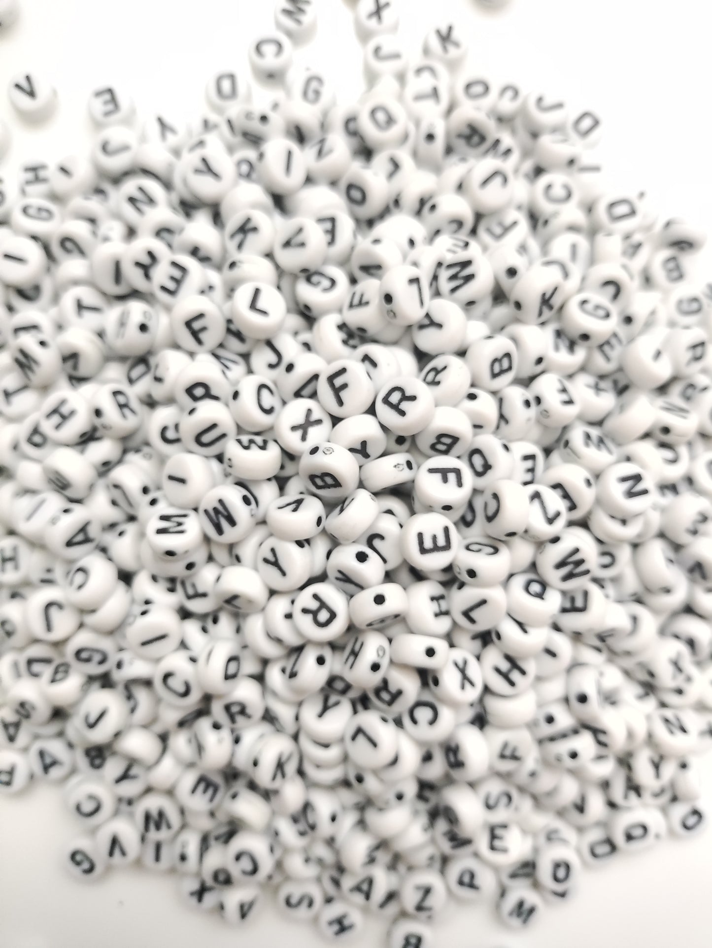 Alphabet Black&White Beads - 20g