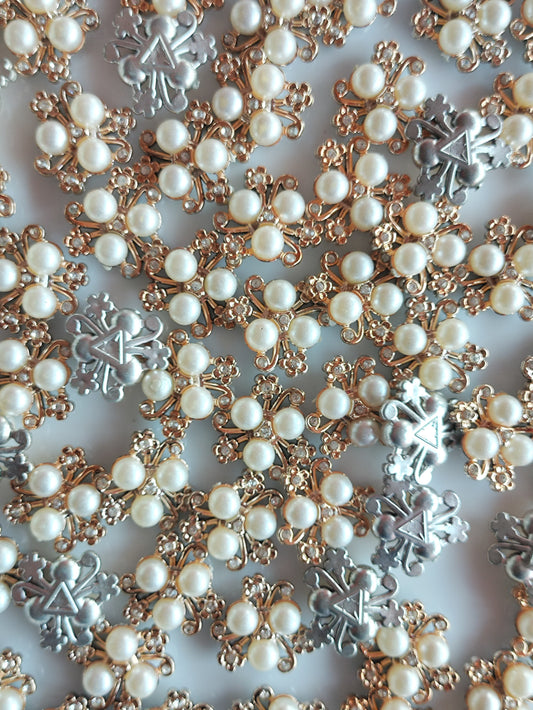Designer 3 Pearl Brooch Embellishment - 1 Piece