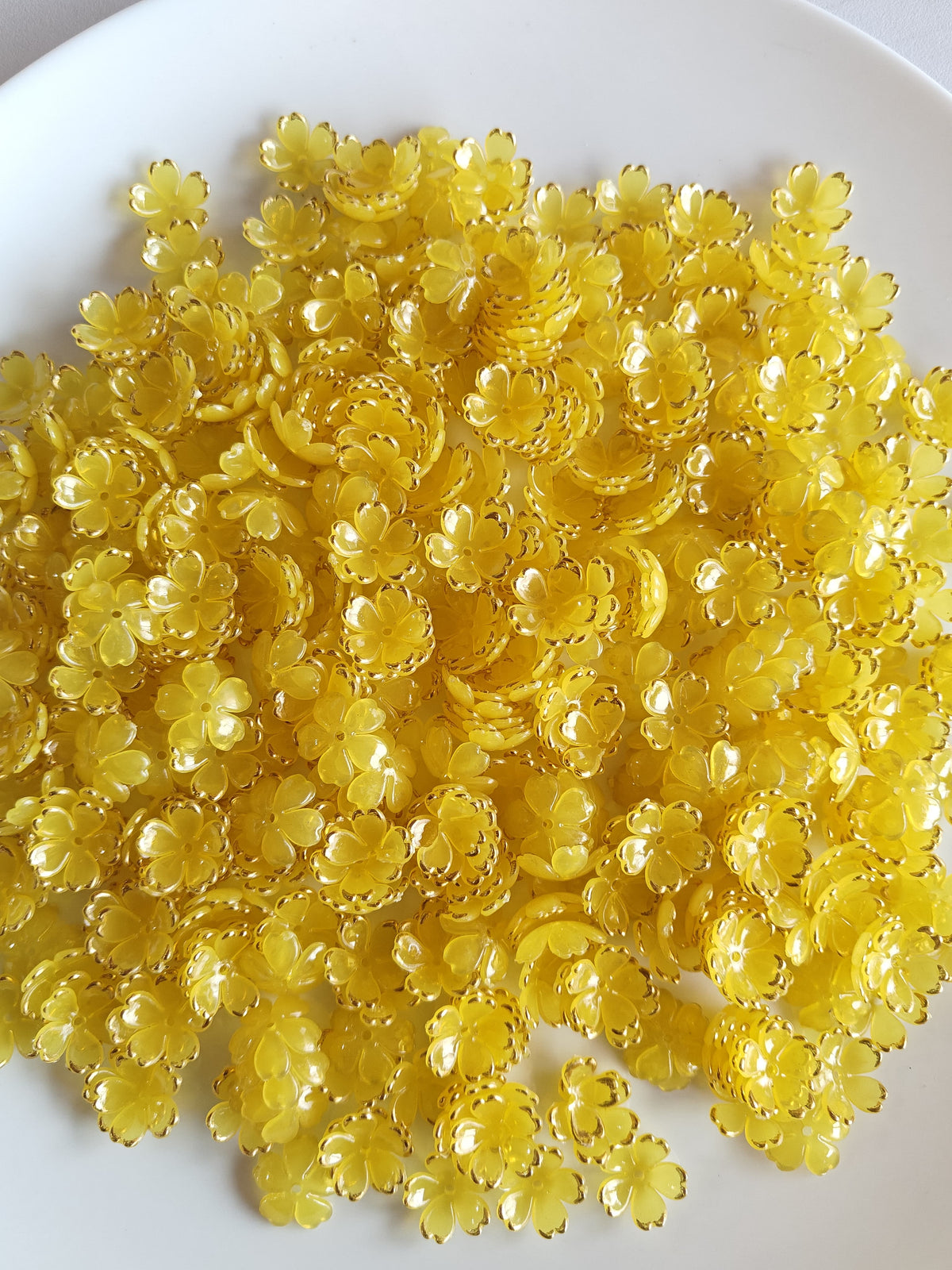 Acrylic Flower Translucent Yellow