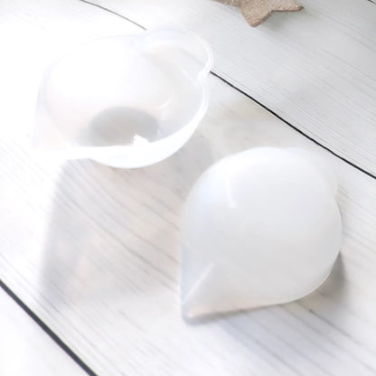 Small Pouring Cup
