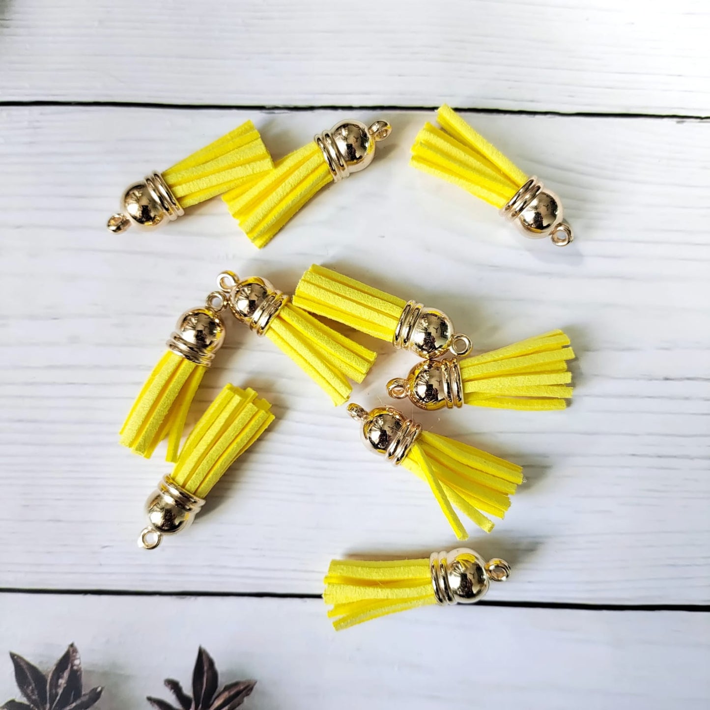 Leather tassels - Yellow