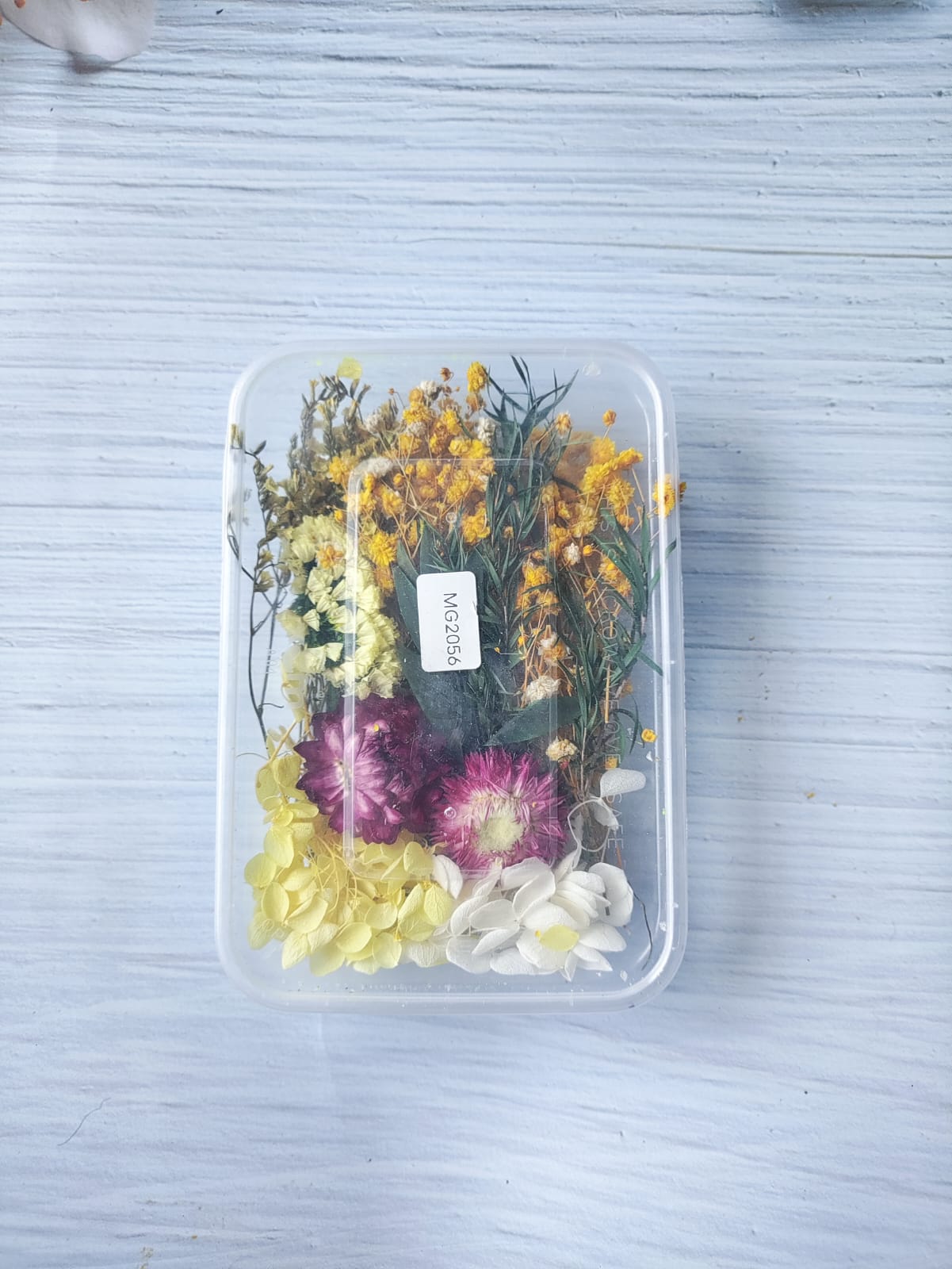 Mixed Dry Flower box - b3