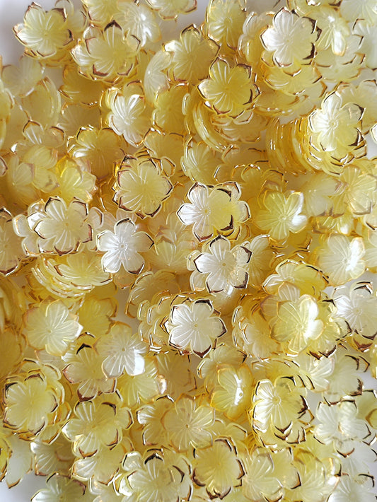 Acrylic Flower Yellow - 20 grams