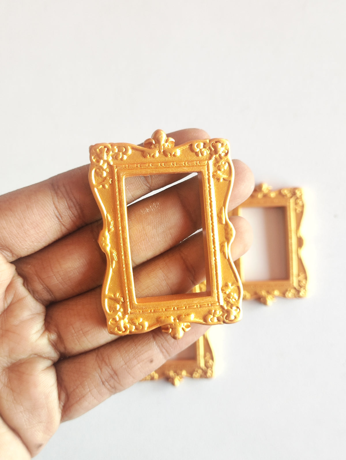 Gold Rectangle Frame - 1 Piece