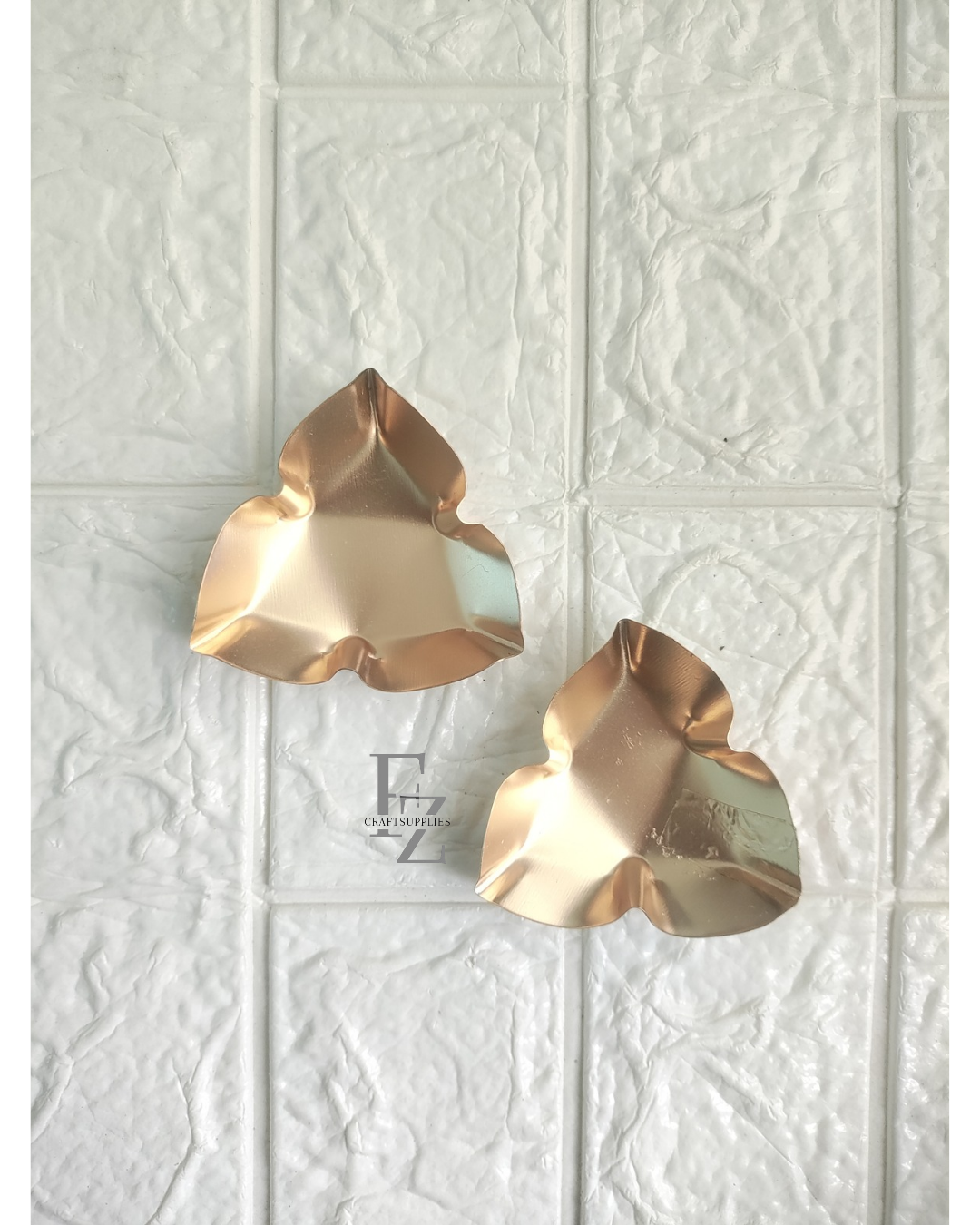 3 Petal Mini Flower Urli - 1 Piece