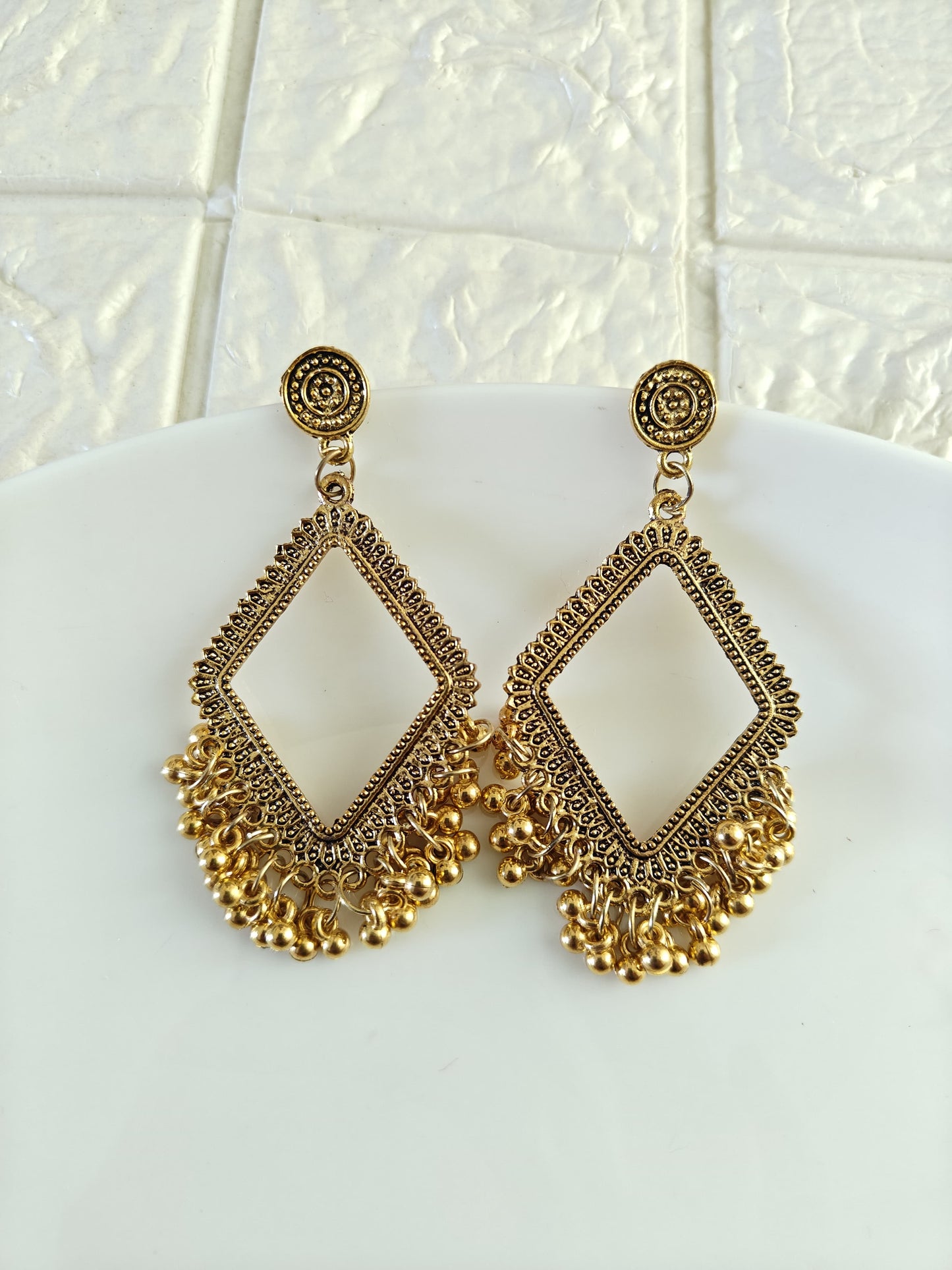 Basic Jhumka Base - 1 Pair