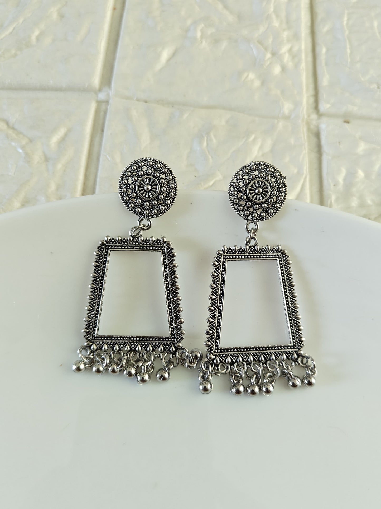 Silver Trapezium Jhumka Base - 1 Pair