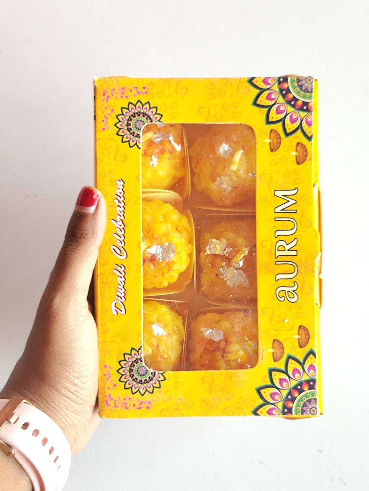 Big Laddu Yellow Candles - Set of 6 Pieces