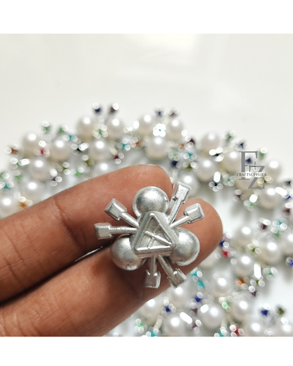 3 Pearl Brooch Multi Color - 1 Piece