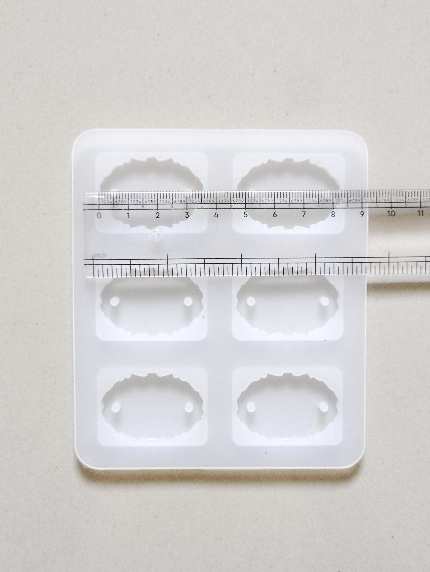 Oval Irregular Rakhi Mould