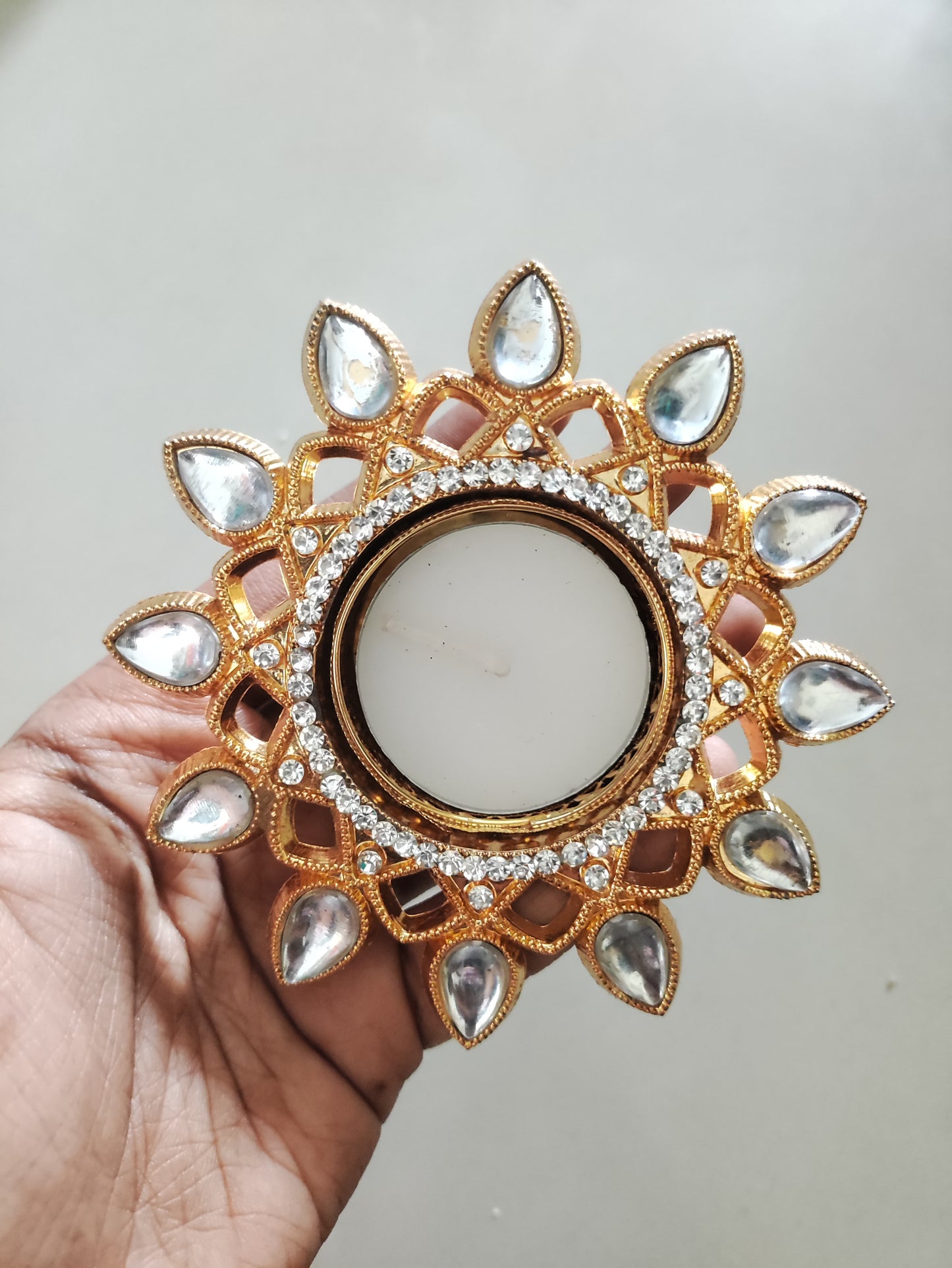 Decorative T-light Holder
