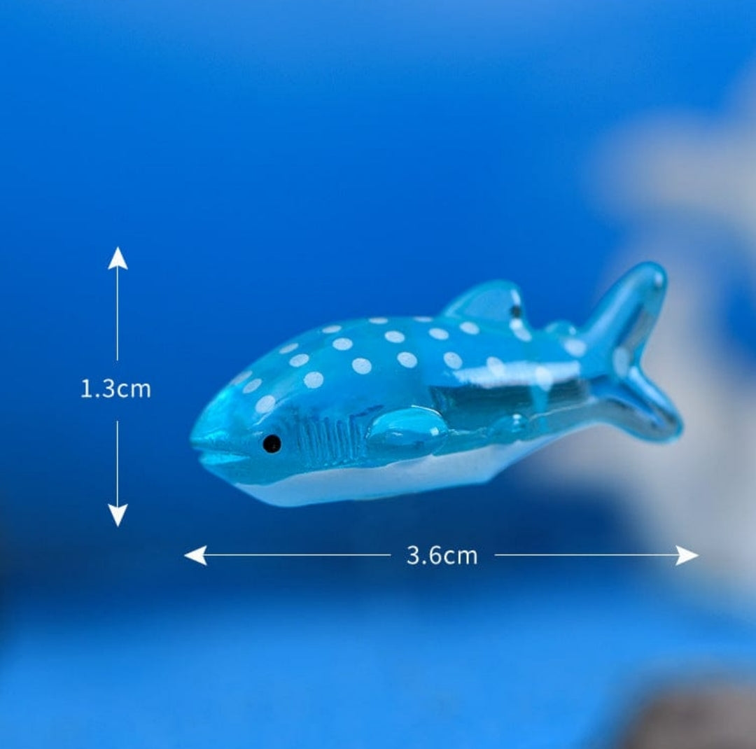 Large Shark Miniature