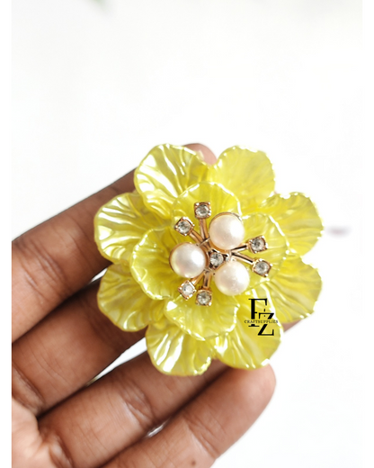 Acrylic Petal Flowers Yellow - 1 Piece