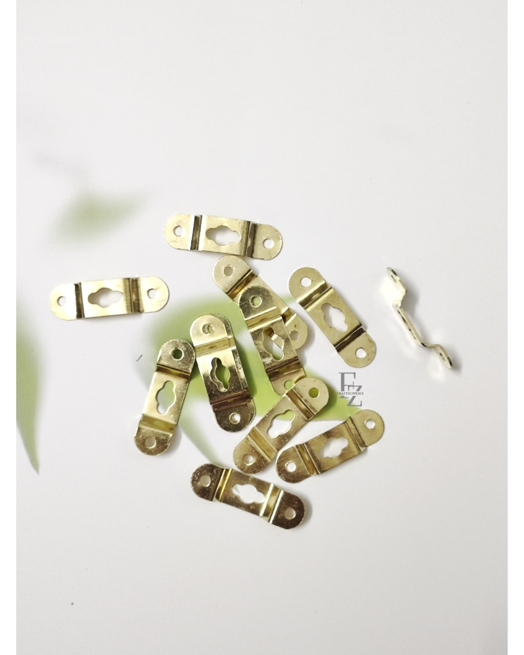 Clock hook - 1 Piece