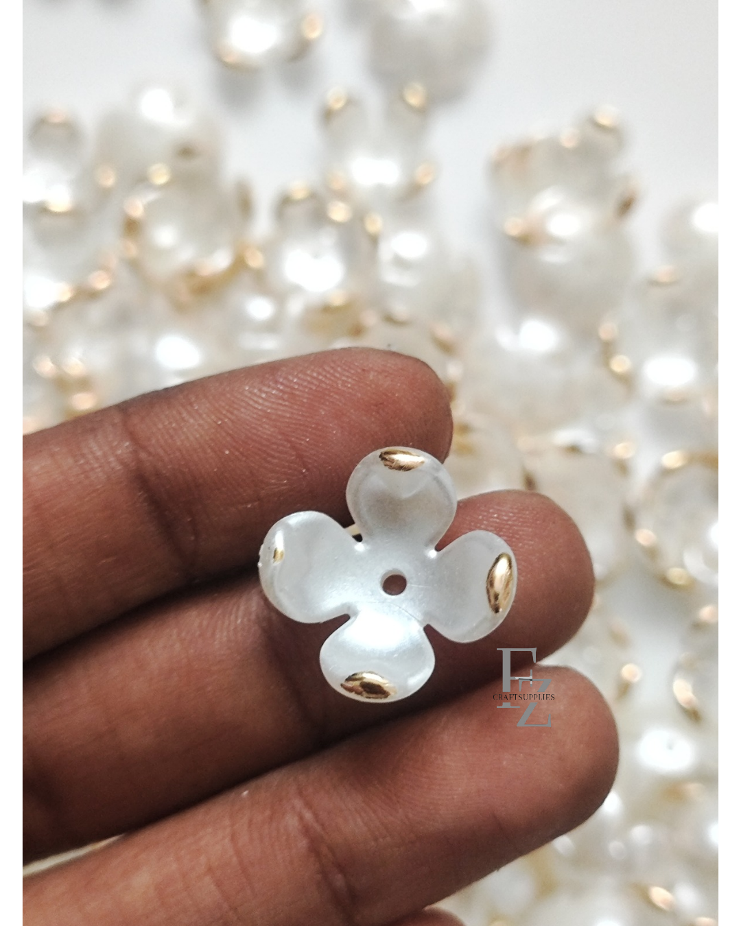 Acrylic 4 Petal Flowers - Half White