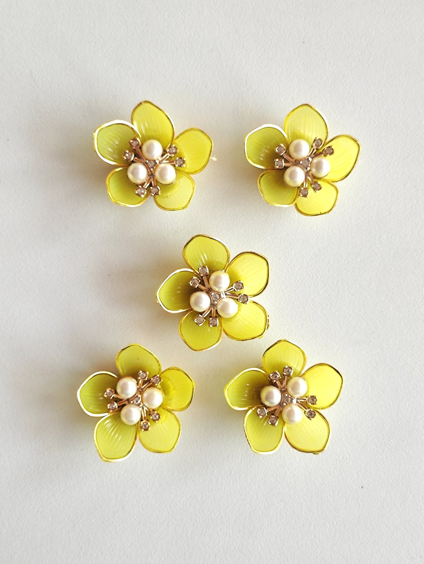 Ready Acrylic Flower Yellow - Pack of 5