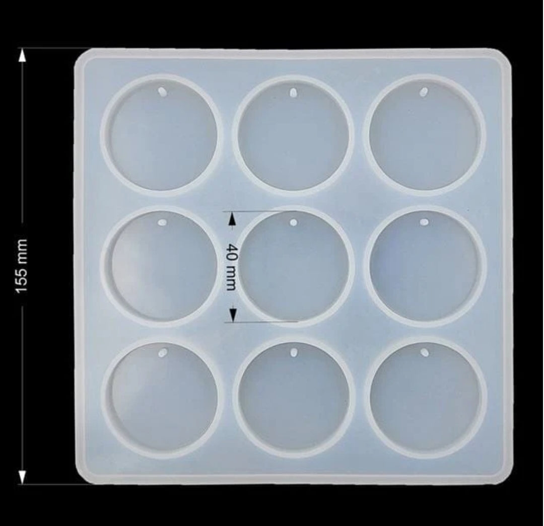 9 Cavity Round Keychain Mould 01