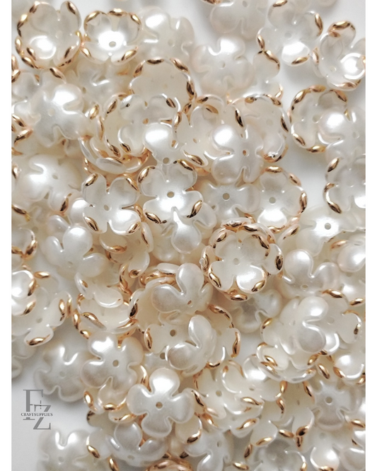 Acrylic 4 Petal Flowers - Half White