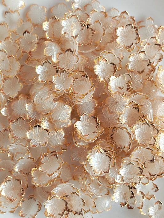 Acrylic Flower Transparent White - 20 grams