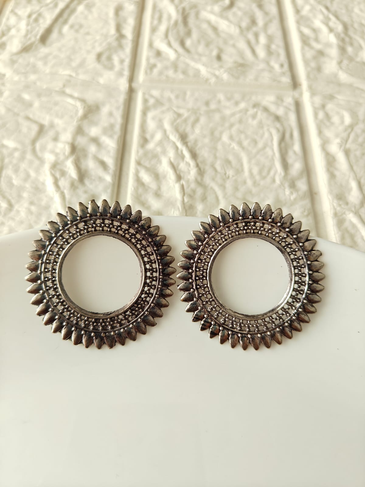Basic Jhumka Base - 1 Pair