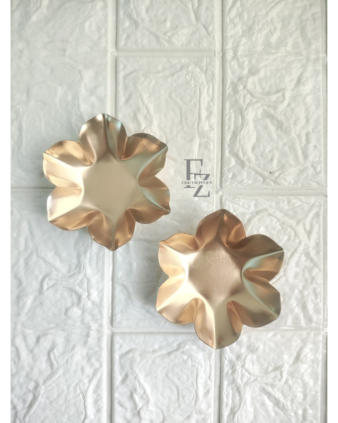 6 Petal Flower Urli - 1 Piece